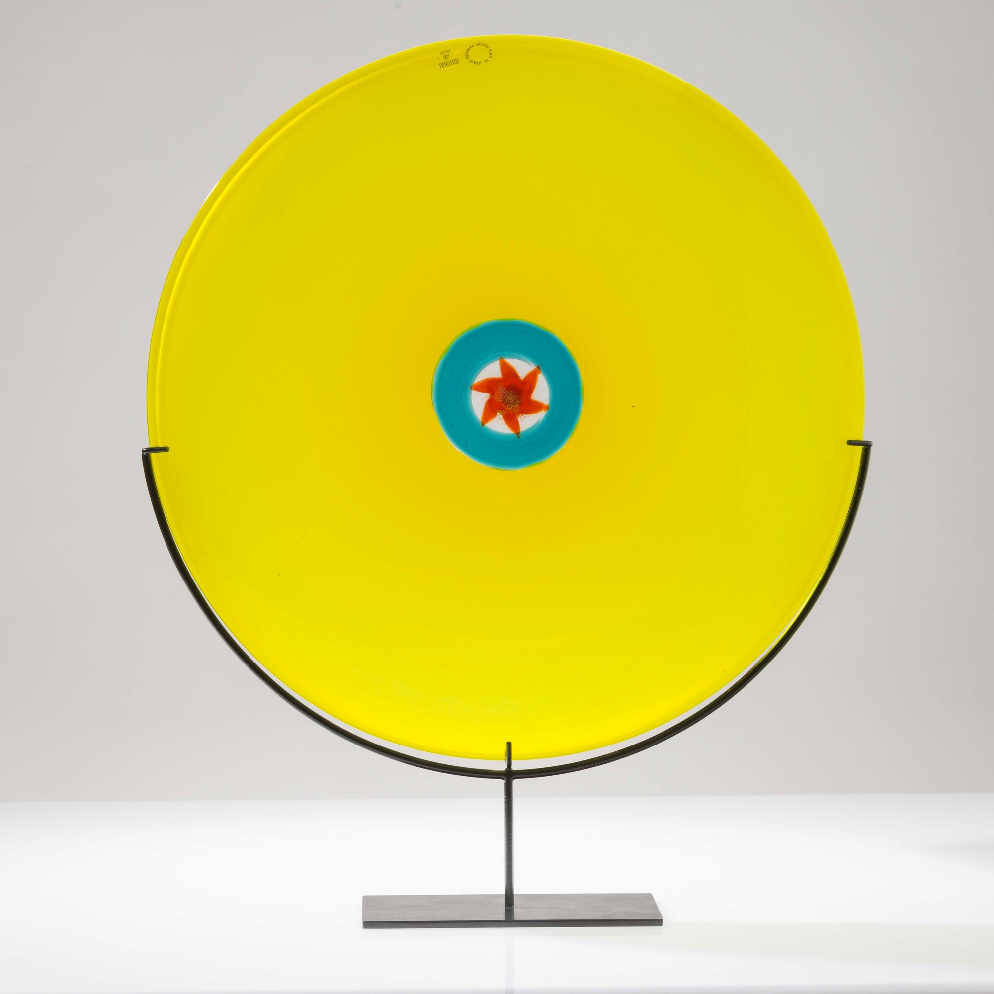 Laura Diaz De Santillana - Piatto Sole, vetro soffiato giallo zolfo, 1983