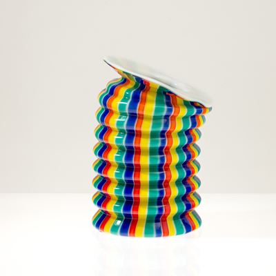 Vaso I Baloni del Redentor, Murano 1997, vetro soffiato opalino con decorazione policroma