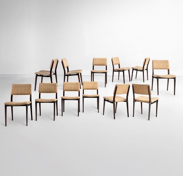 Dodici sedie mod. S81.
