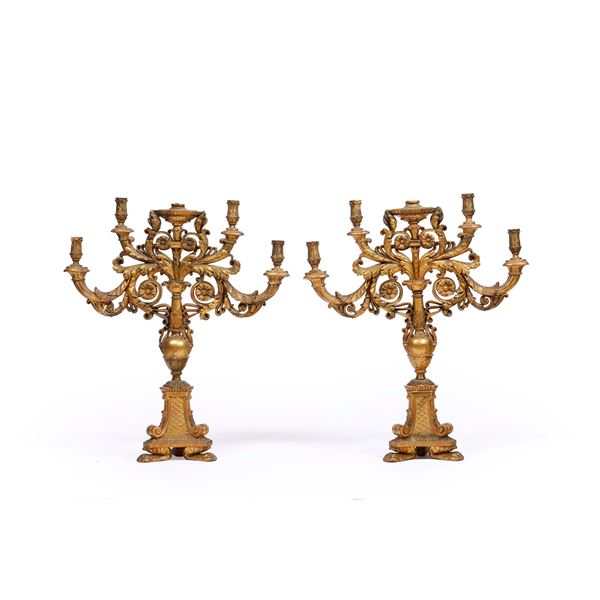 Coppia di candelabri. XIX secolo