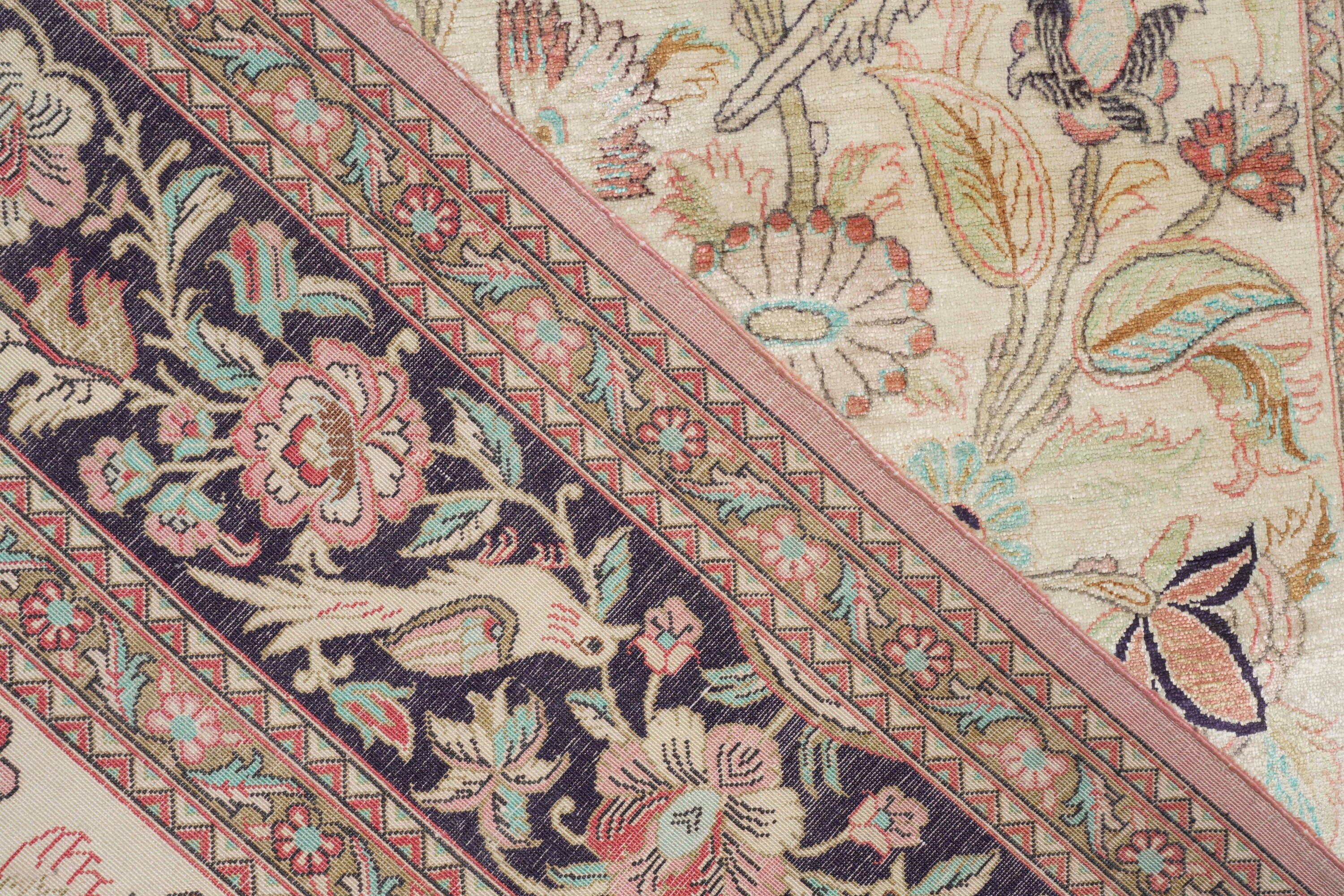 Tappeto in seta, Persia, XX secolo, dimensioni 202x136 cm