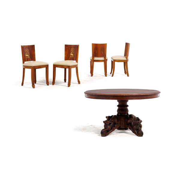 Tavolo circolare con 4 sedie in legno. XX secolo