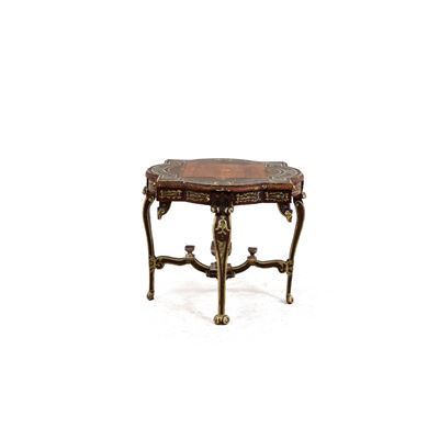 Tavolino in legno intagliato, dipinto e intarsiato, XIX secolo