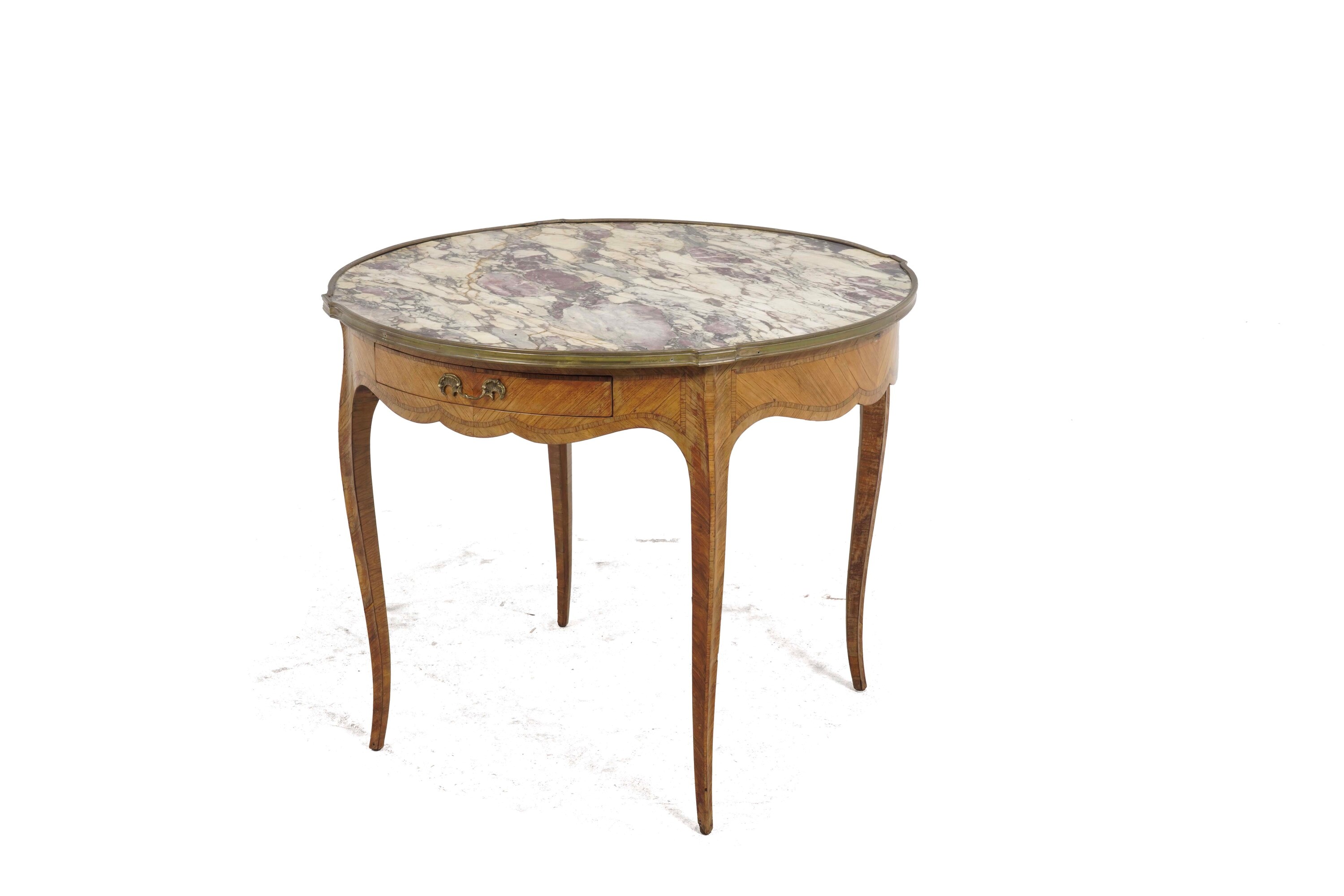Tavolino in Legno Lastronato ed Intarsiato. XIX-XX Secolo