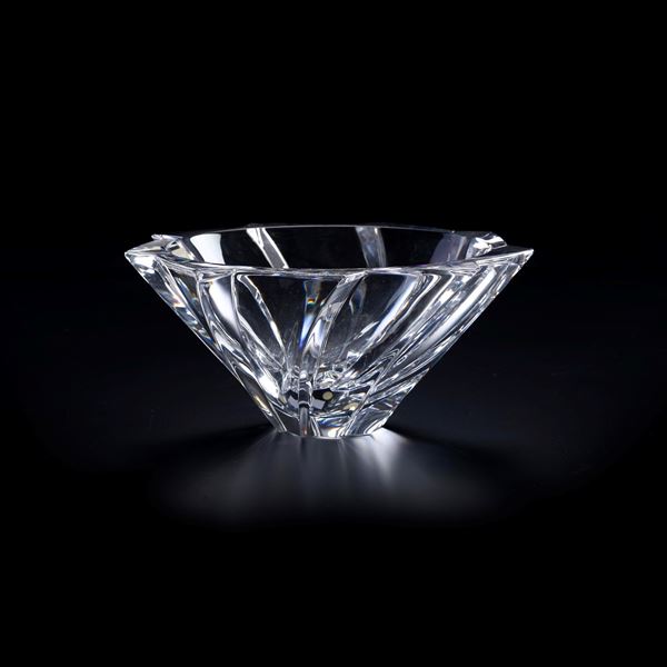 Coppa centrotavola.<BR>Francia, Manifattura Baccarat, seconda metà del XX secolo.