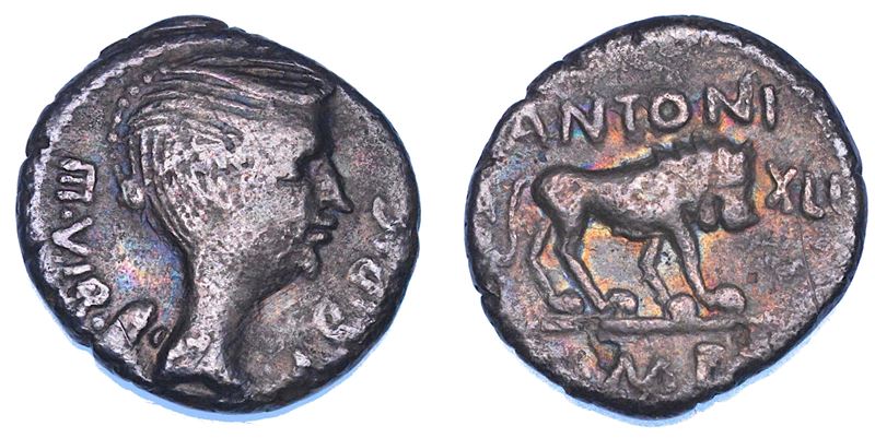 MARCO ANTONIO E FULVIA (prima moglie di Marco Antonio). Quinario, anno 42. Lugdunum.  - Auction Numismatics - Cambi Casa d'Aste