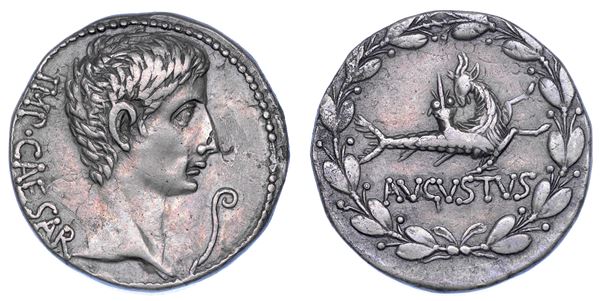 OTTAVIANO AUGUSTO, 27 a.C. - 14 d.C. Tetradracma cistoforico, circa anni 27-26 a.C. Pergamo?