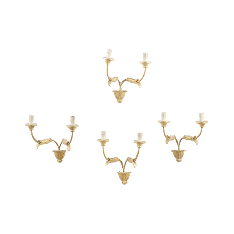 Quattro appliques in legno intagliato e dorato  - Auction Antiques - Cambi Casa d'Aste