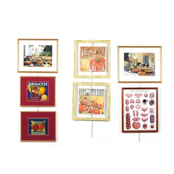 Raccolta di sette stampe e riproduzioni colorate a tema cucina. Entro cornici