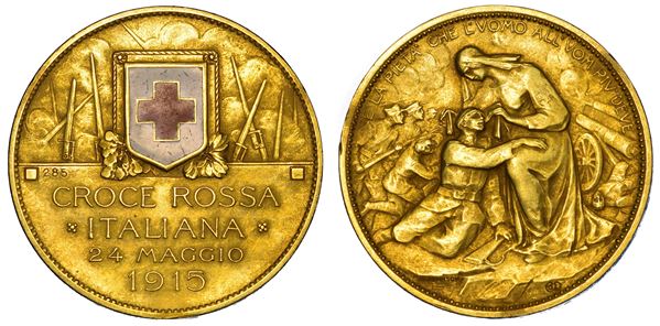 REGNO D’ITALIA. VITTORIO EMANUELE III DI SAVOIA, 1900-1946. Medaglia in oro della Croce Rossa Italiana 24 maggio 1915.