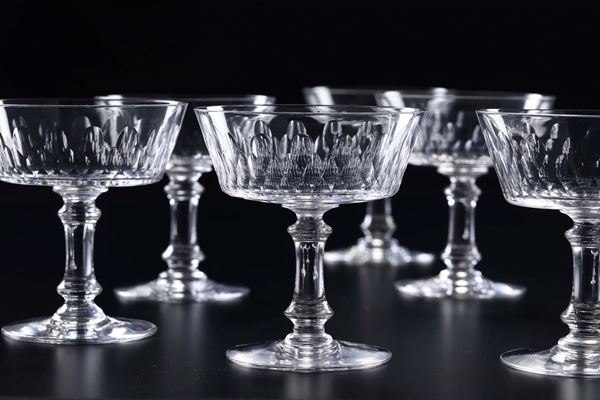 Trentacinque coppe da champagne “Champigny” Francia, Manifattura Baccarat, inizio del XX secolo 