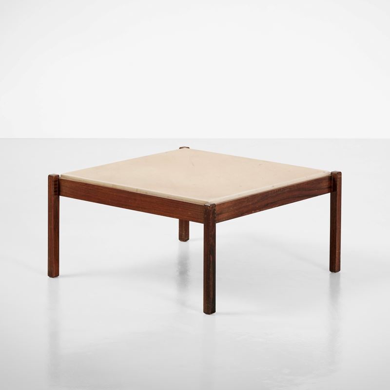 Gianfranco Frattini : Tavolo basso  - Auction Design Lab - Cambi Casa d'Aste