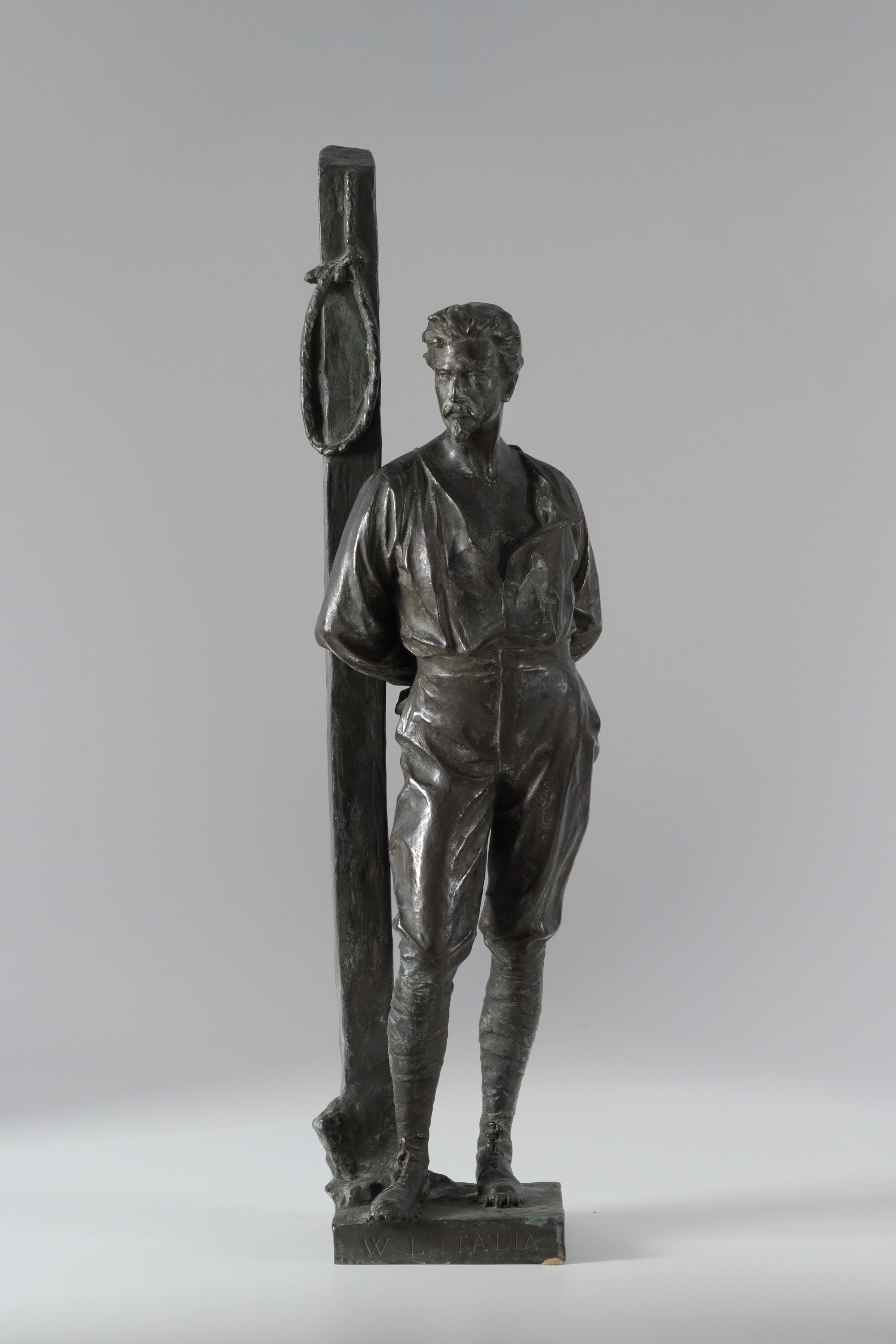 A. Petrilli, Cesare Battisti, bronzo fuso e patinato