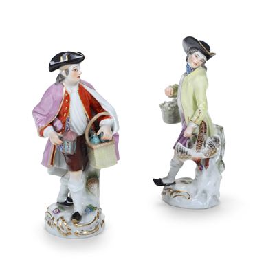 Meissen, Due figurine “Cris de Paris” (venditori ambulanti), porcellana