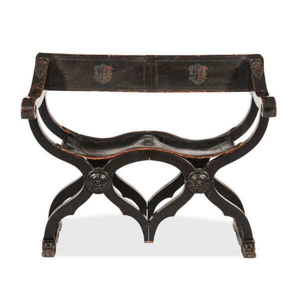 Divanetto tipo "Savonarola". XIX-XX secolo