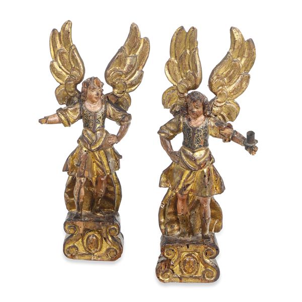 Coppia di angeli reggitorcia. Arte lombarda del XVII secolo