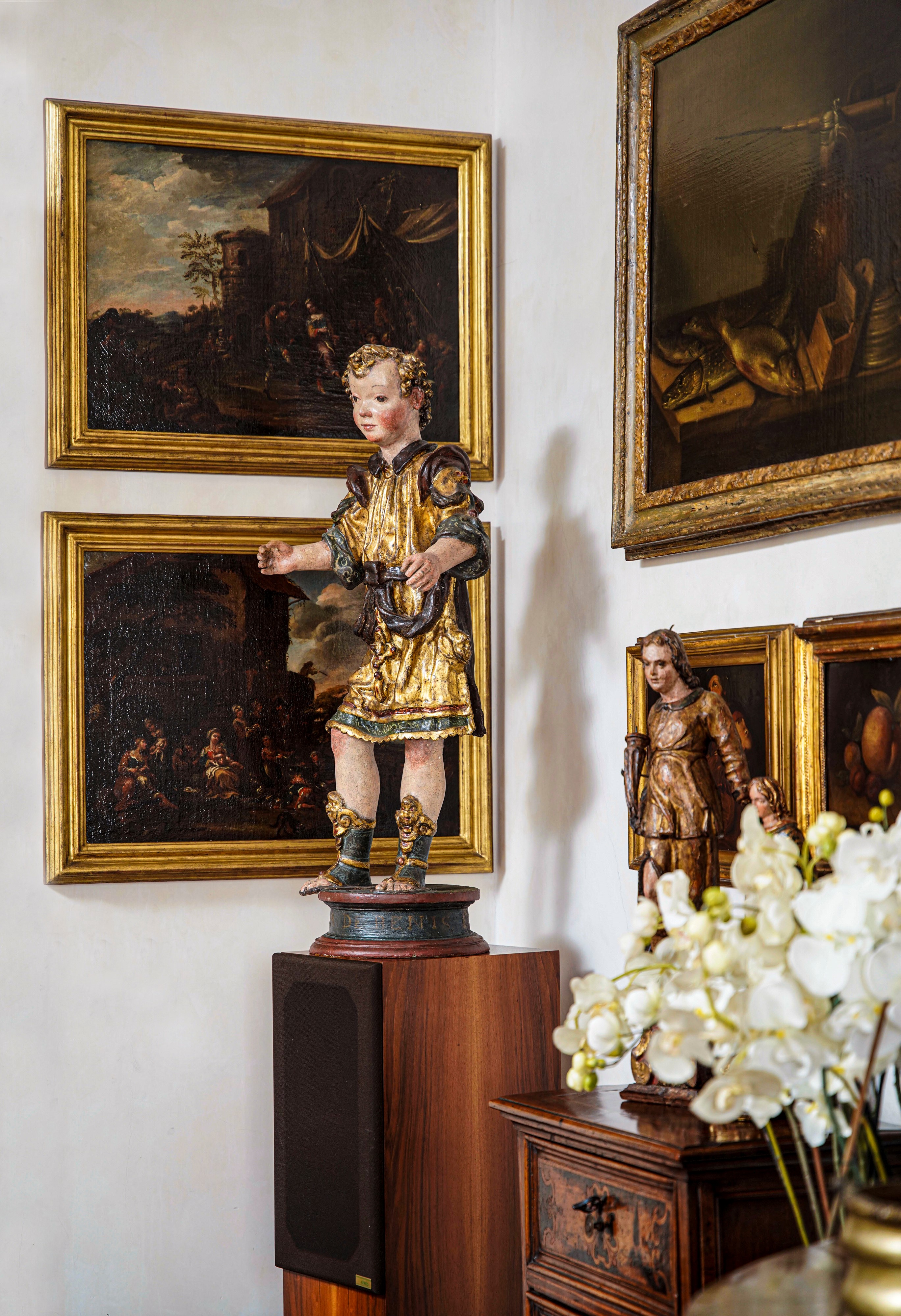 Romano Alberti (detto “Nero” Alberti da Sansepolcro), Coppia di angeli, scultura in legno e carta...
