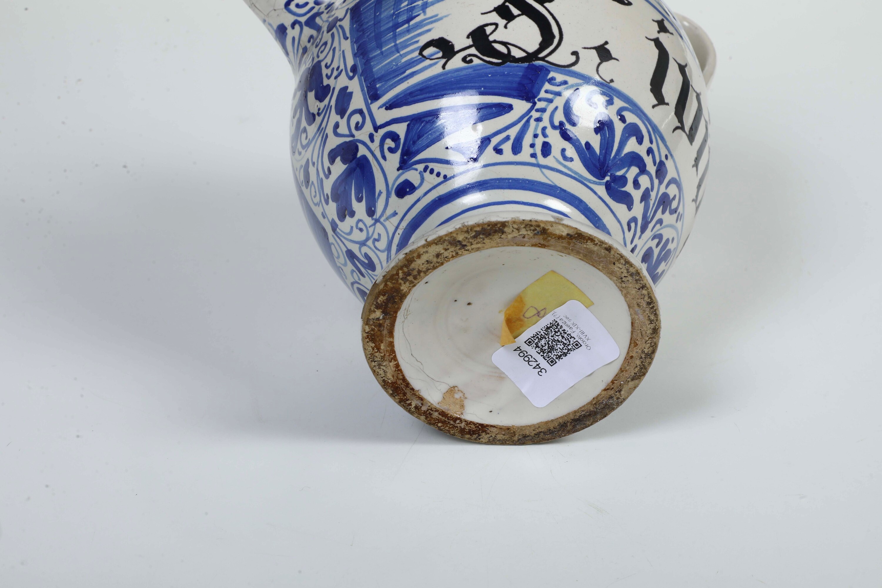 Orciolo, maiolica policroma, Faenza (?), XIX-XX secolo
