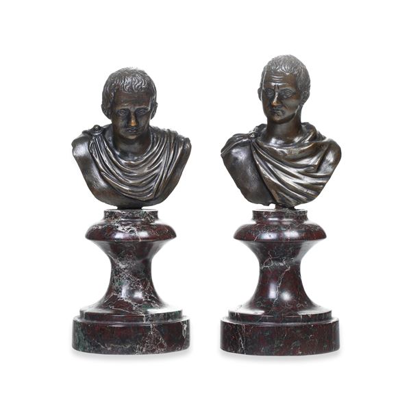 Coppia di busti virili all'antica. Fonditore del XVIII-XIX secolo