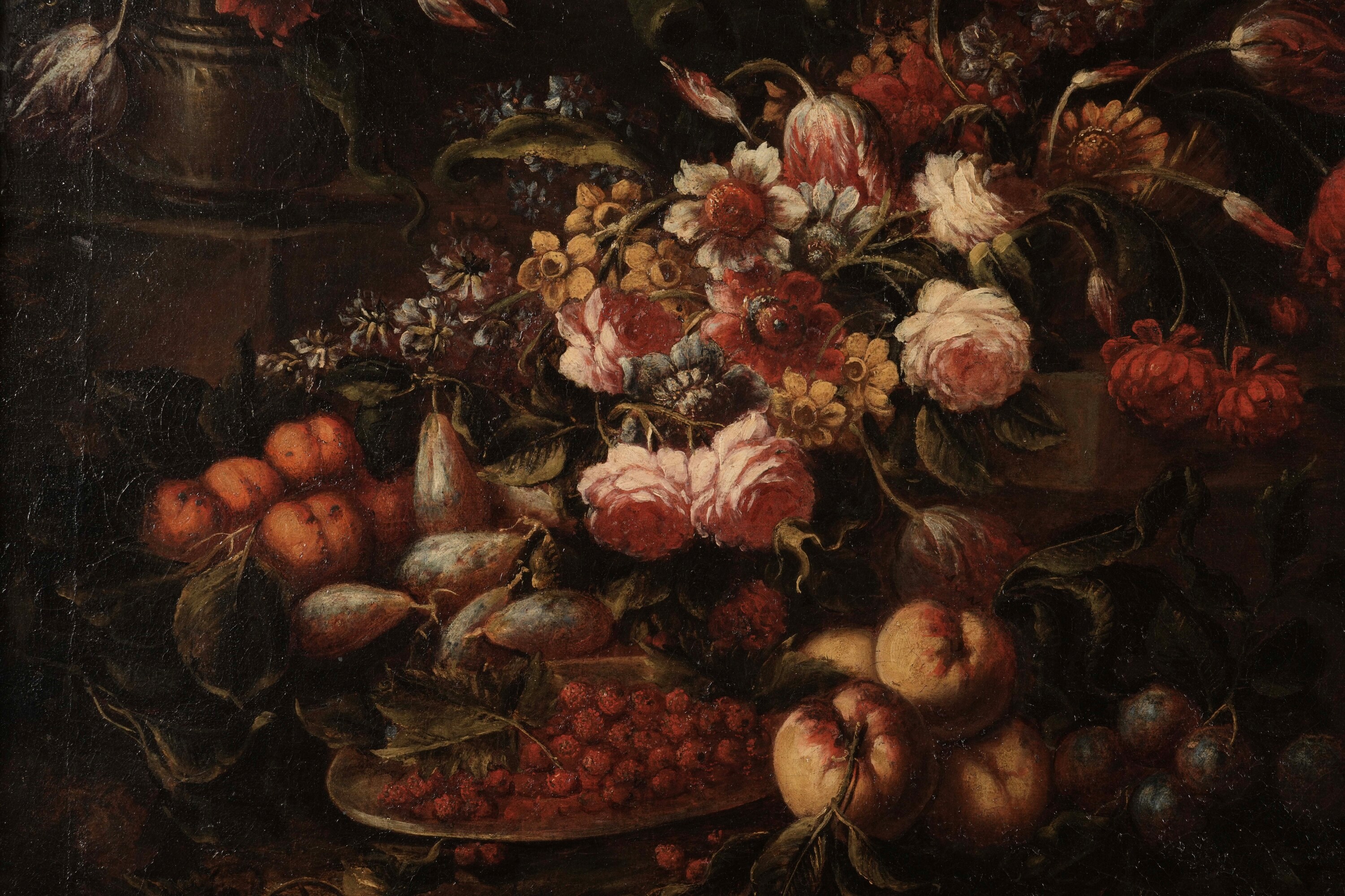 Scuola del XVIII secolo, Natura morta con trionfo di fiori e frutti, olio su tela