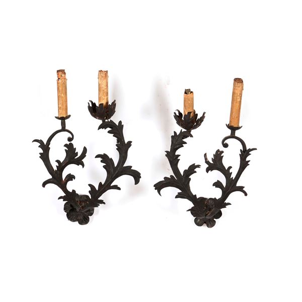 Coppia di appliques a due luci