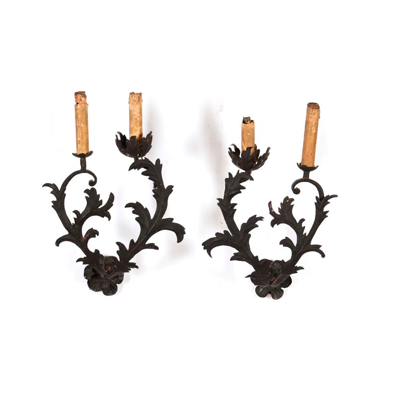Coppia di appliques a due luci  - Asta Antiquariato - Cambi Casa d'Aste
