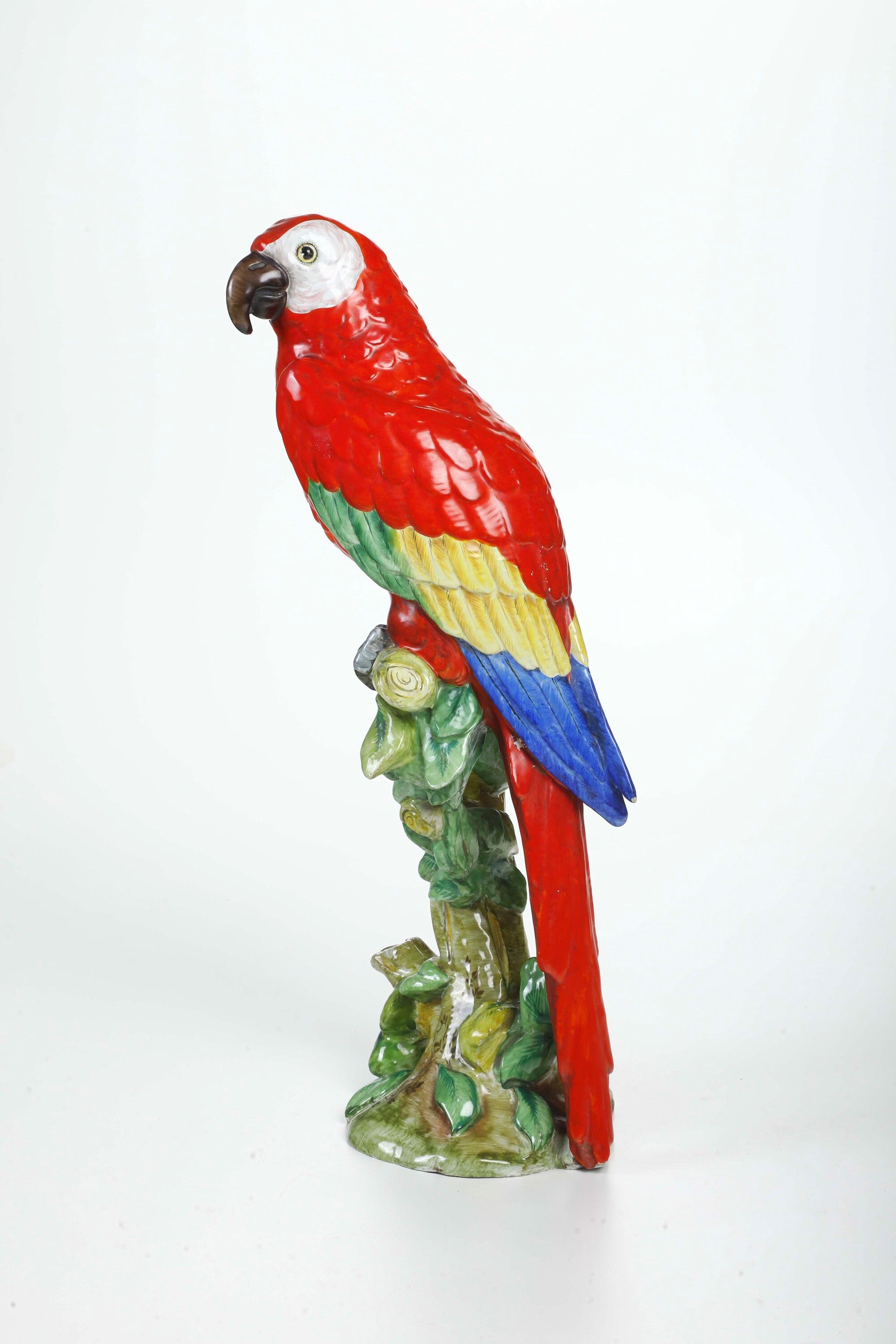 Zaccagnini, Scultura in Forma di Pappagallo