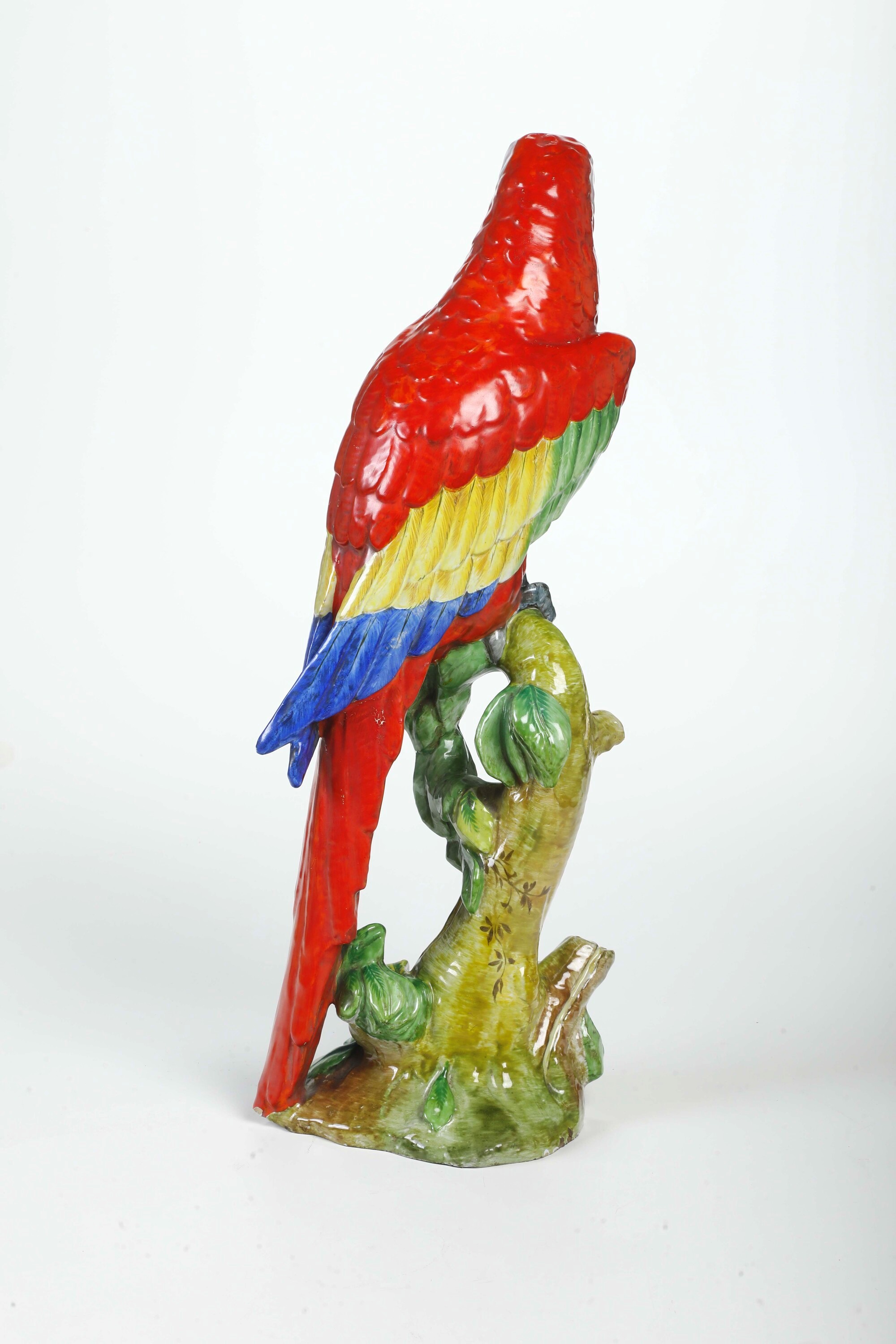 Zaccagnini, Scultura in Forma di Pappagallo