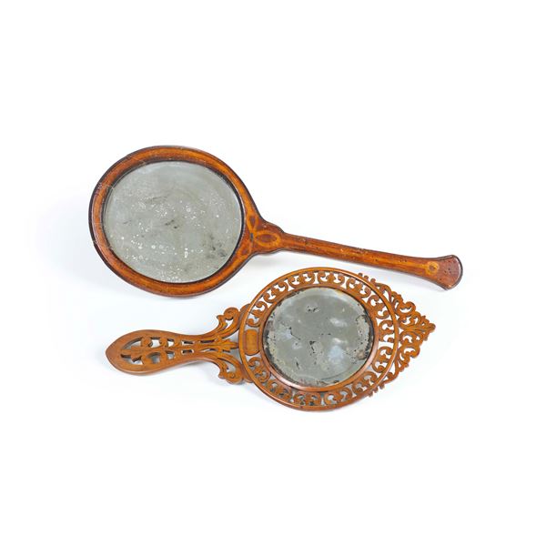 Due specchi a mano, XX secolo