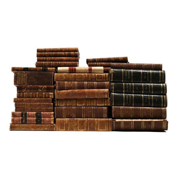 Ricca collezione di libri antichi di diversa epoca e argomento