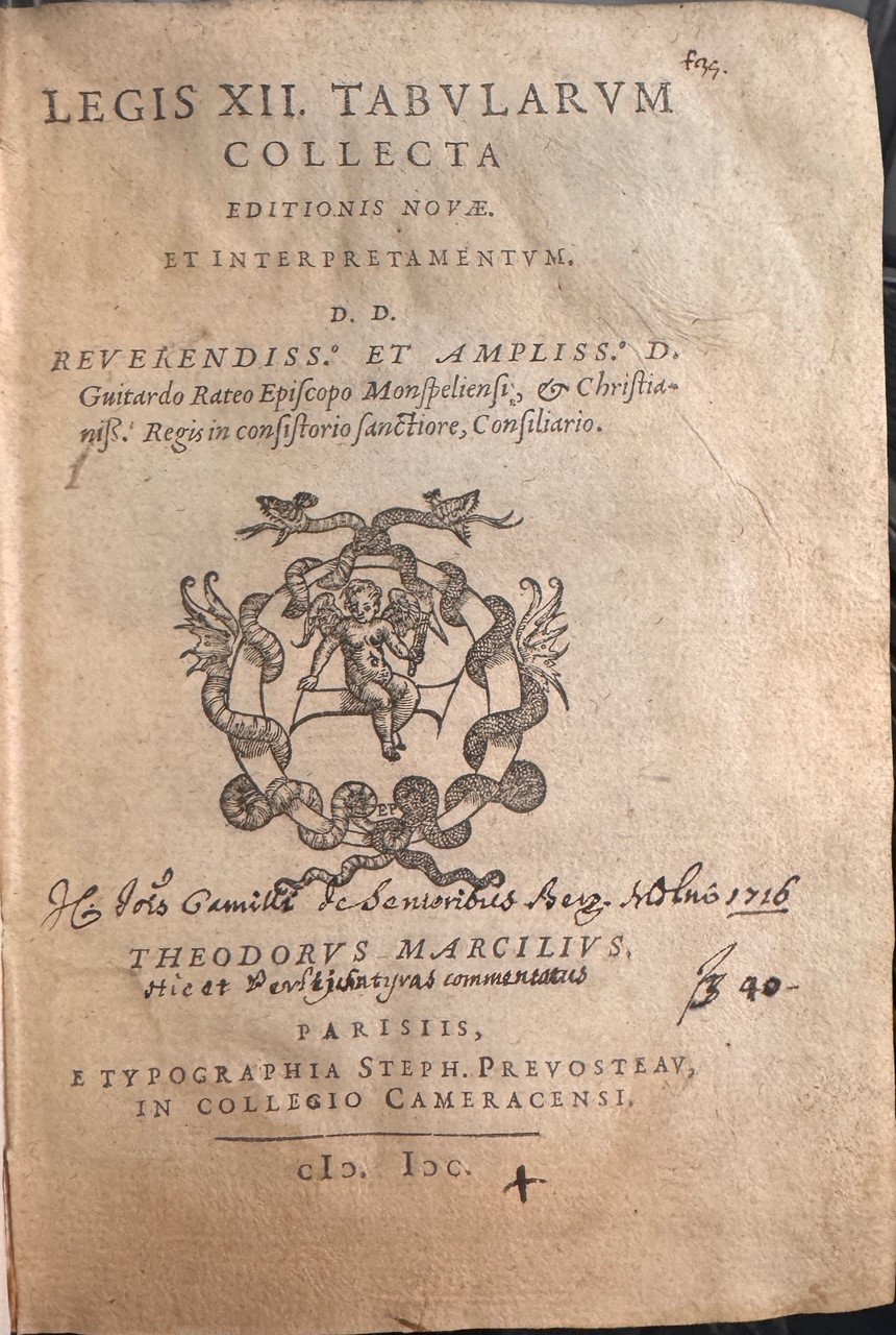 Ricca Collezione di Libri Antichi di Diversa Epoca e Argomento