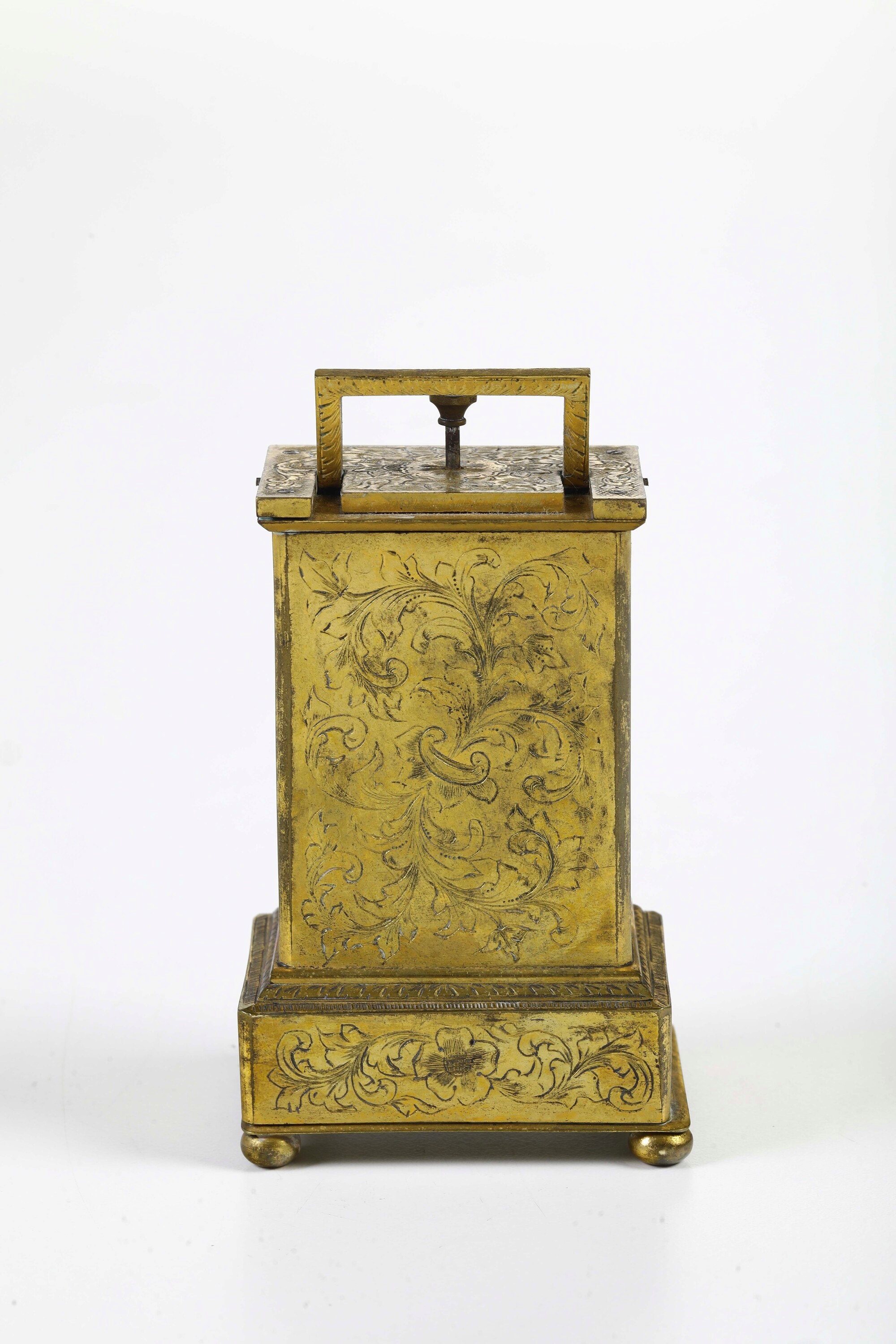 Orologio da Viaggio in Ottone Inciso. XIX Secolo