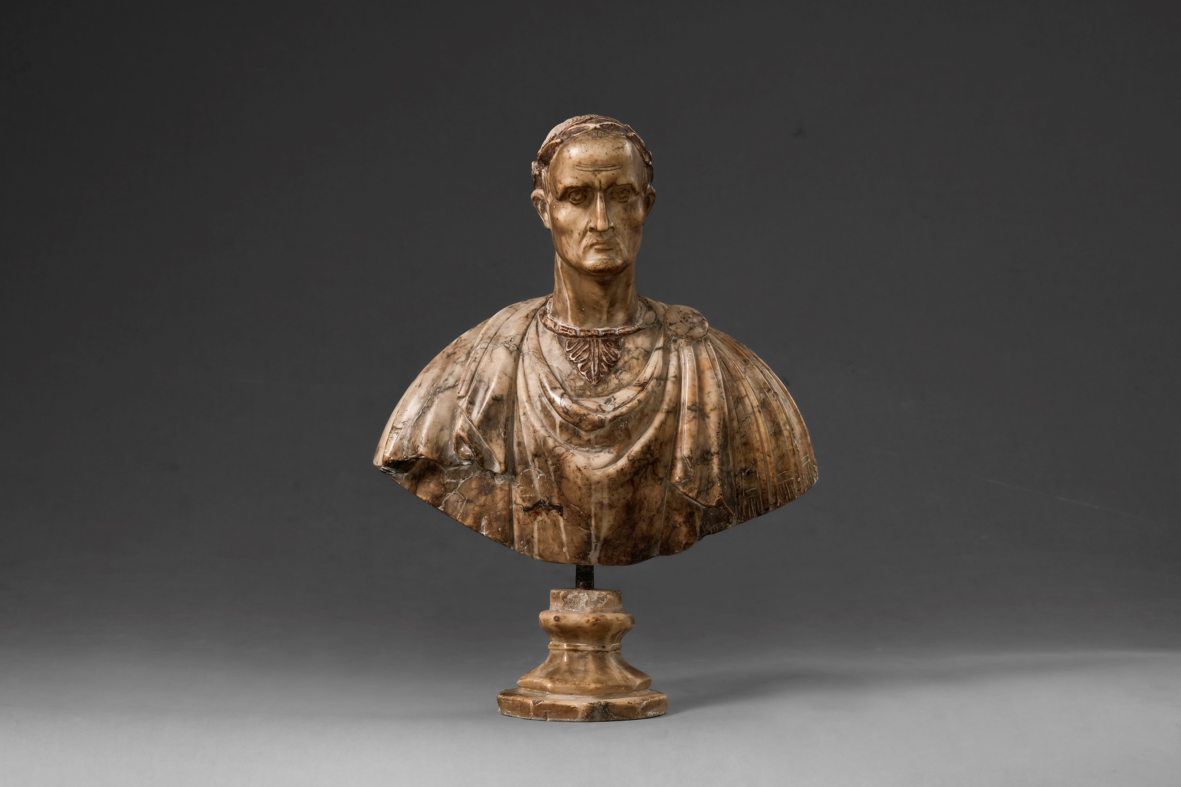 Galba, Scultura in marmo giallo antico del XVI-XVII secolo