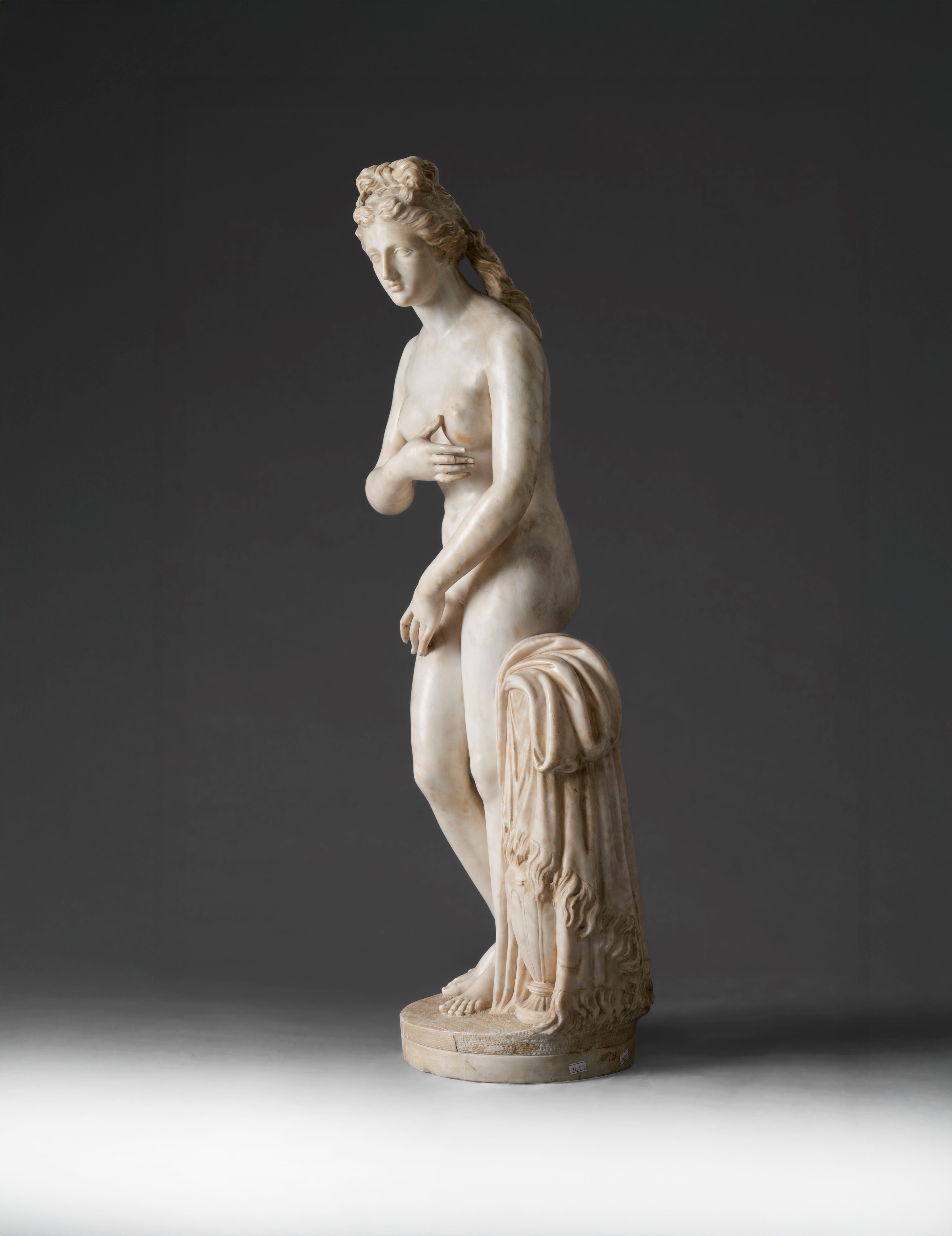 Lorenzo Bartolini, Ninfa Arnina, Marmo bianco, Firenze, prima metà del XIX secolo