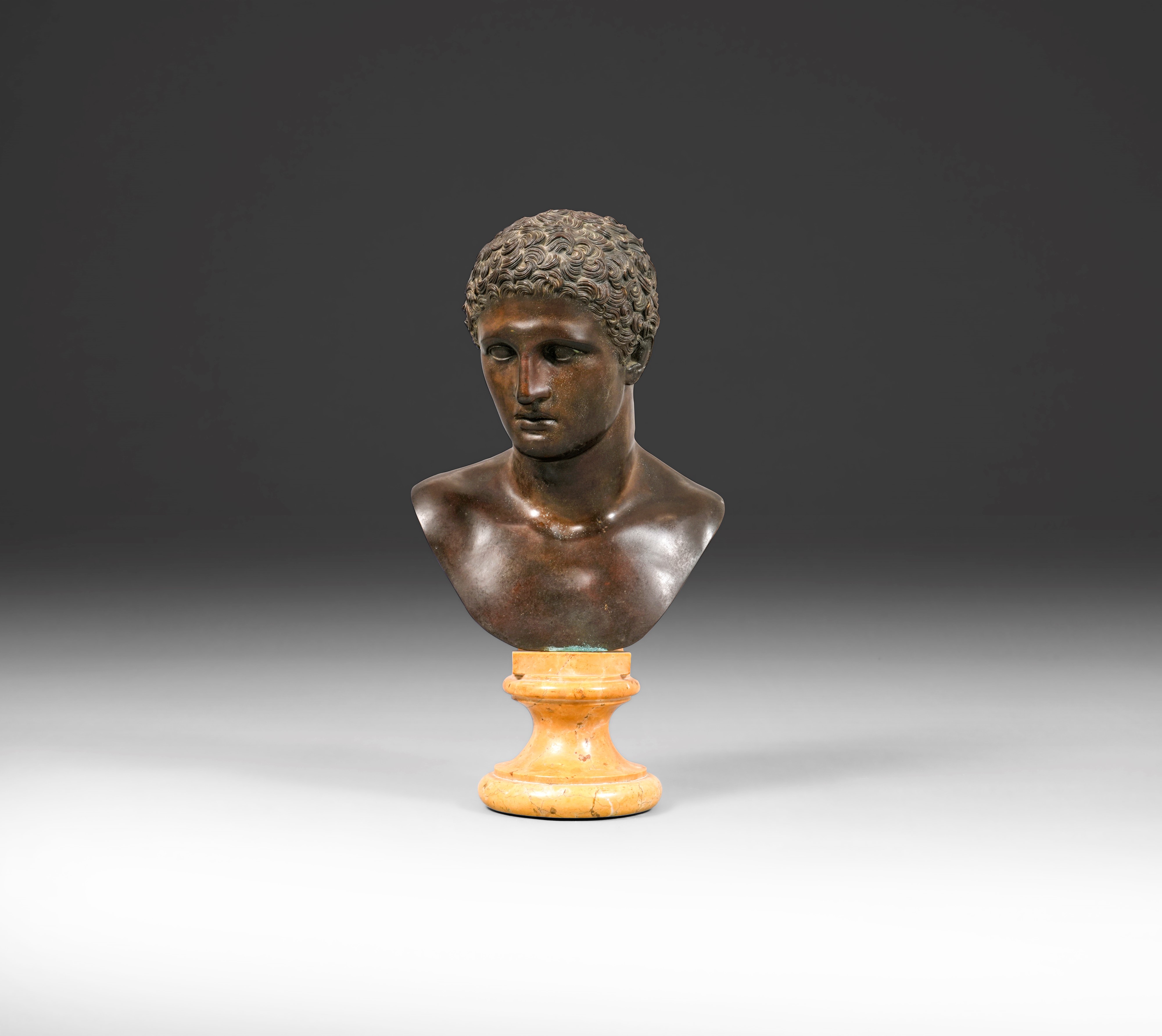 Fonderia Sommer, Napoli, Busto di Antinoo in bronzo fuso e patinato, XIX secolo