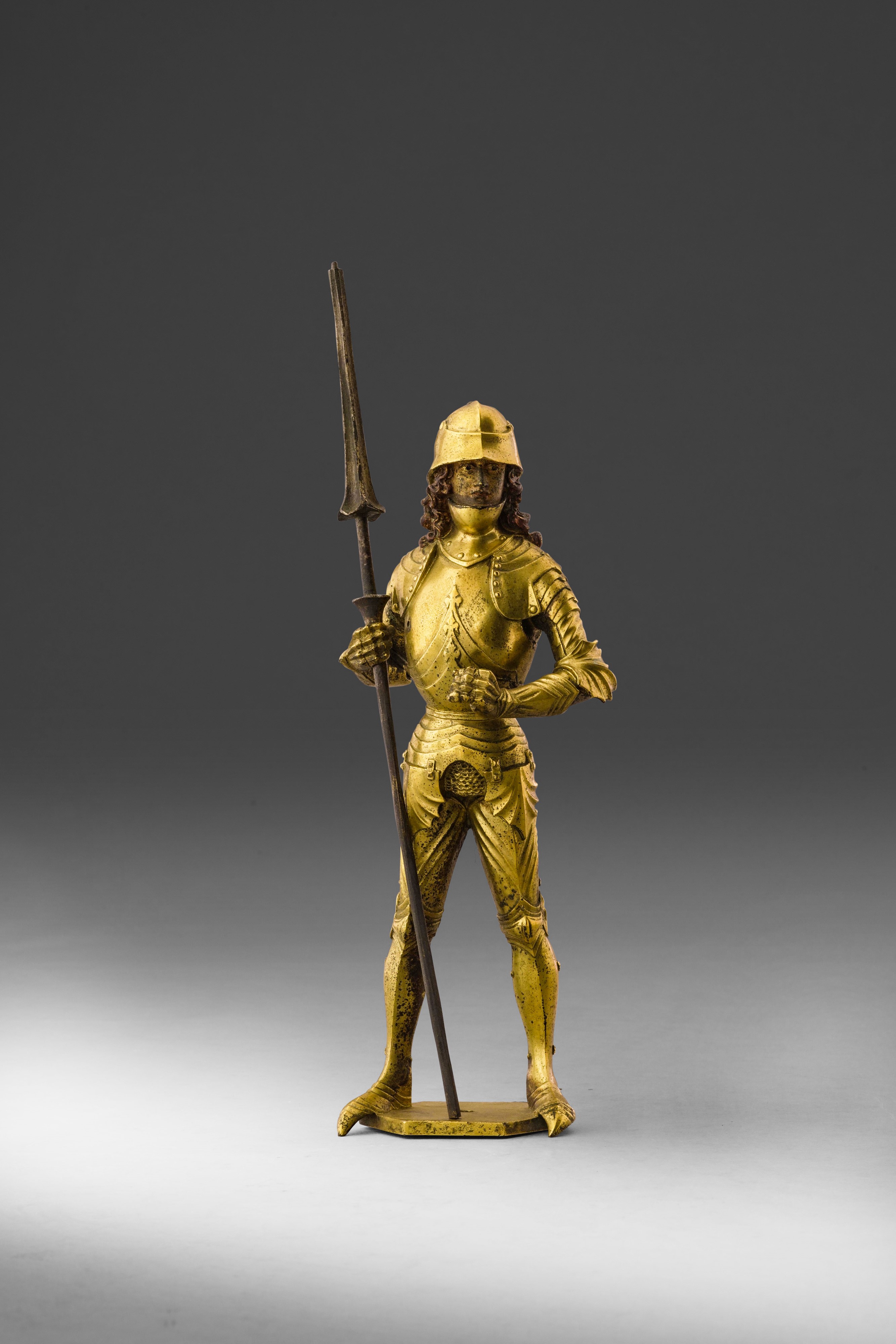 Scultore tedesco, Uomo d'arme in bronzo fuso, cesellato, dorato e dipinto, Germania, XIX secolo