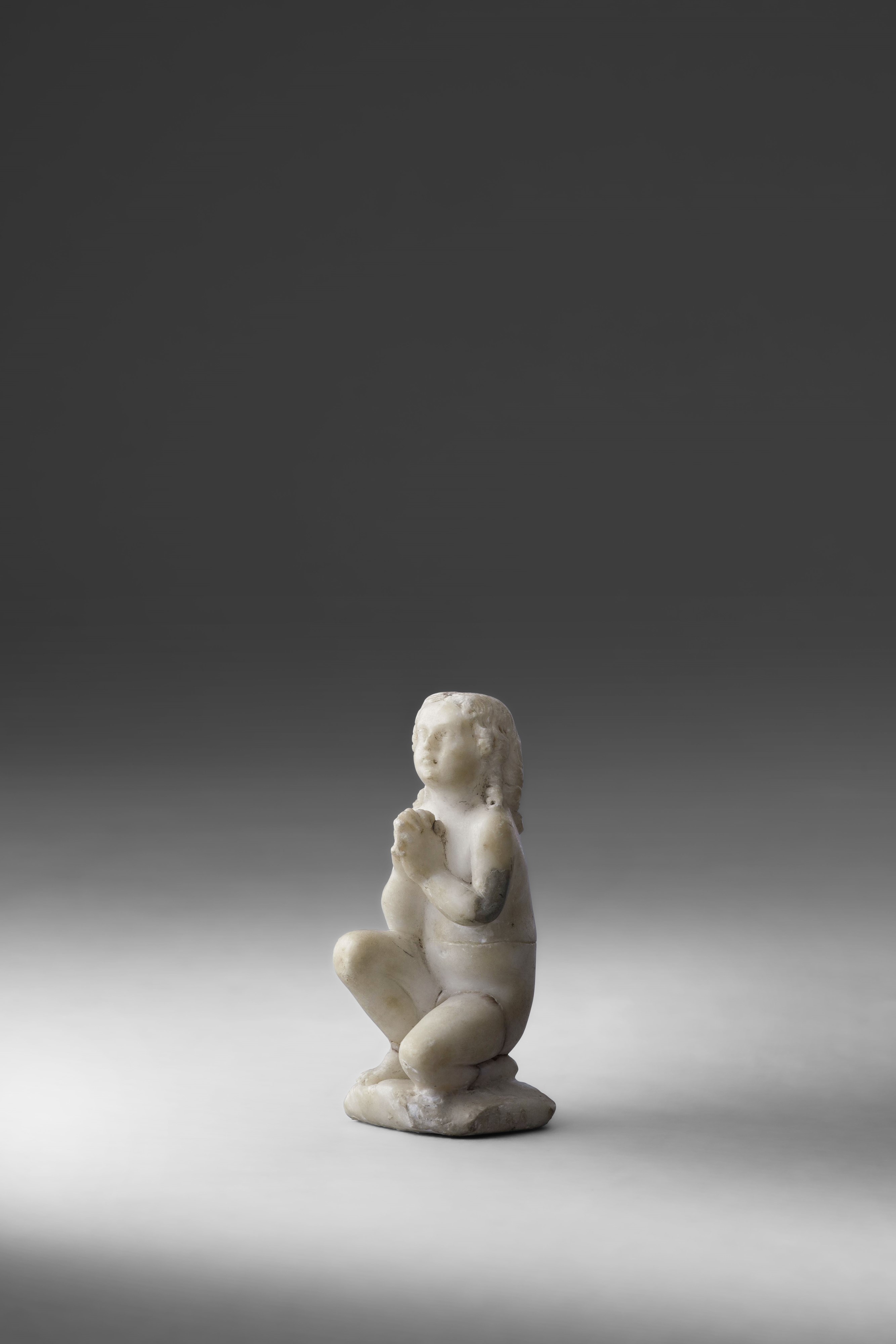 Fanciullo orante, scultura in alabastro, arte neoclassica italiana, XVIII-XIX secolo