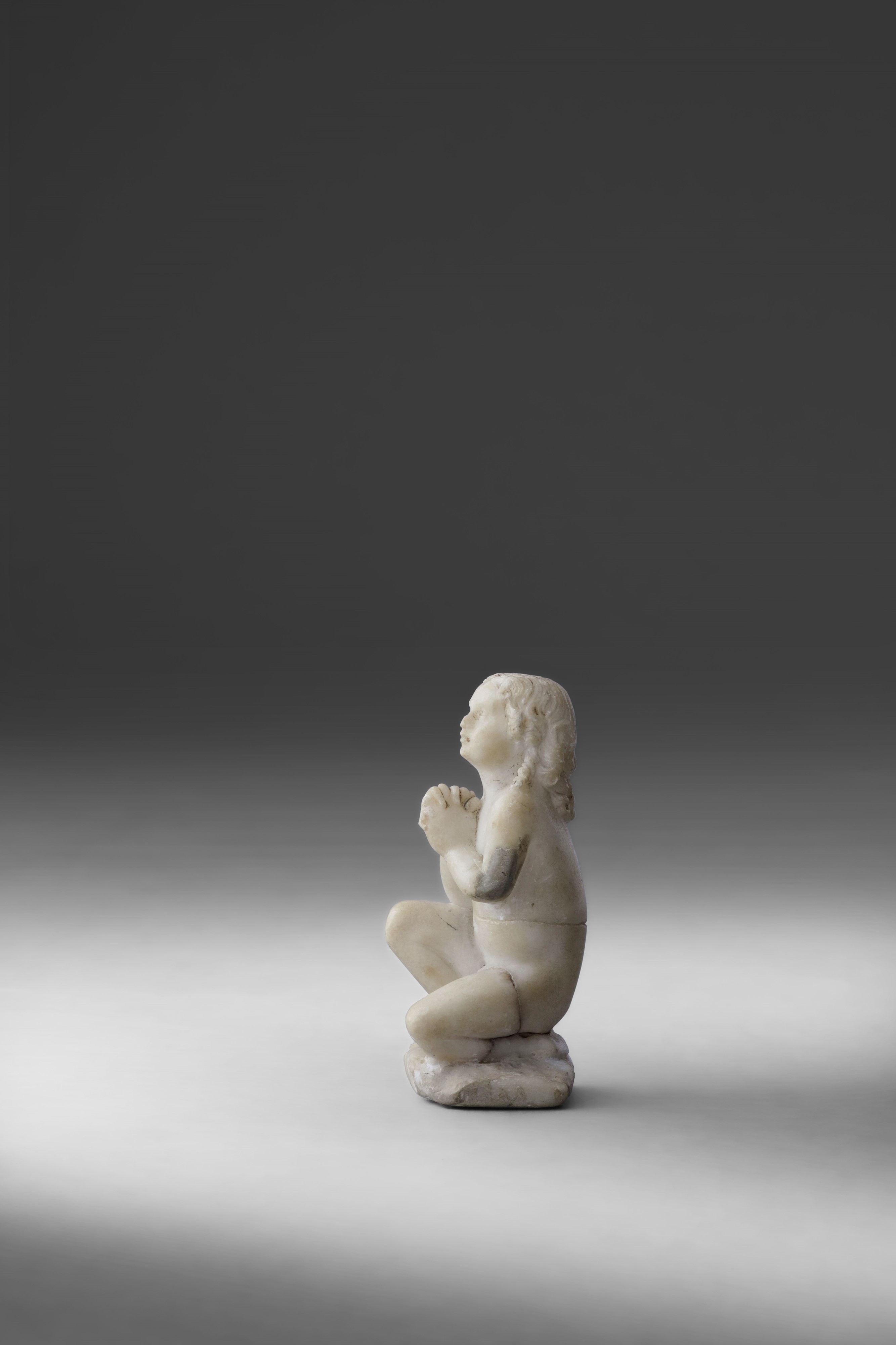 Fanciullo orante, scultura in alabastro, arte neoclassica italiana, XVIII-XIX secolo