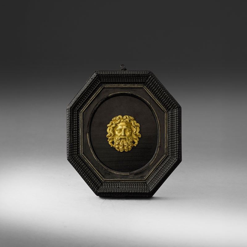 Testa di Zeus entro cornice 'alla fiamminga'. Arte del XVII- XVIII secolo  - Asta La Raccolta di Arti Antiche del Professore Ferdinando Cappelletti - Cambi Casa d'Aste