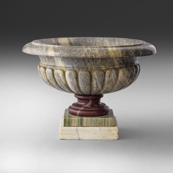 Marble basin. Neoclassical art, 1700s