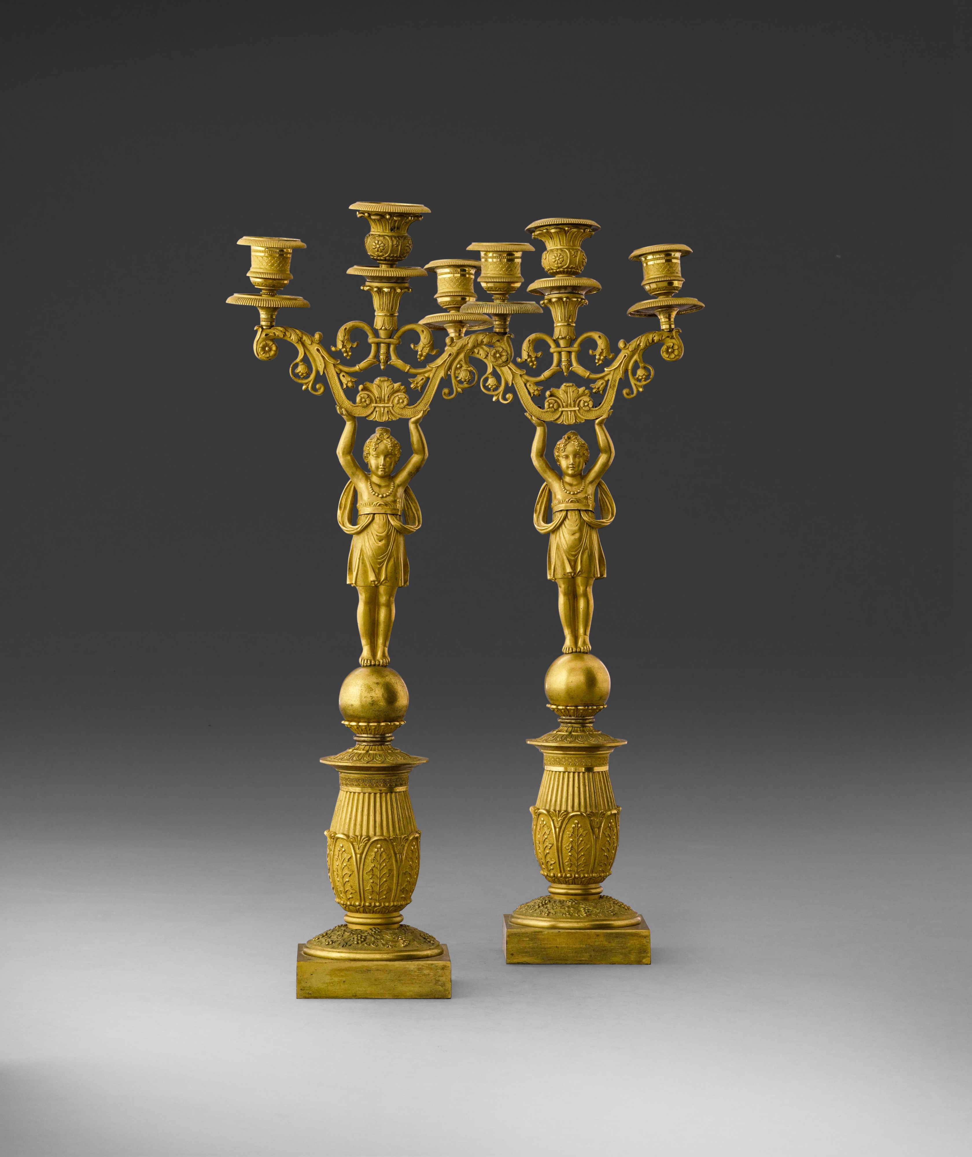 Candelabri, bronzo fuso cesellato e dorato, XIX secolo