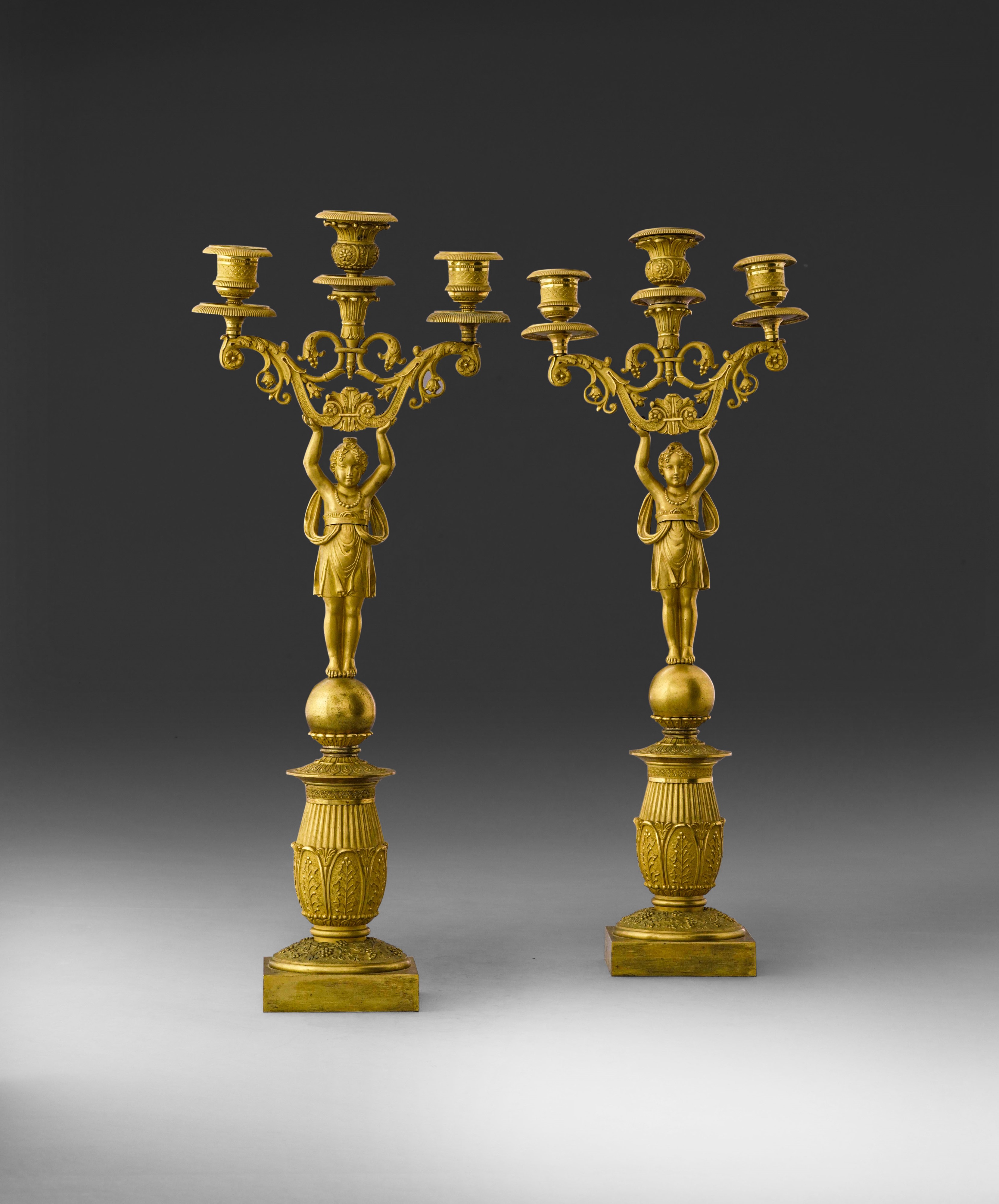 Candelabri, bronzo fuso cesellato e dorato, XIX secolo
