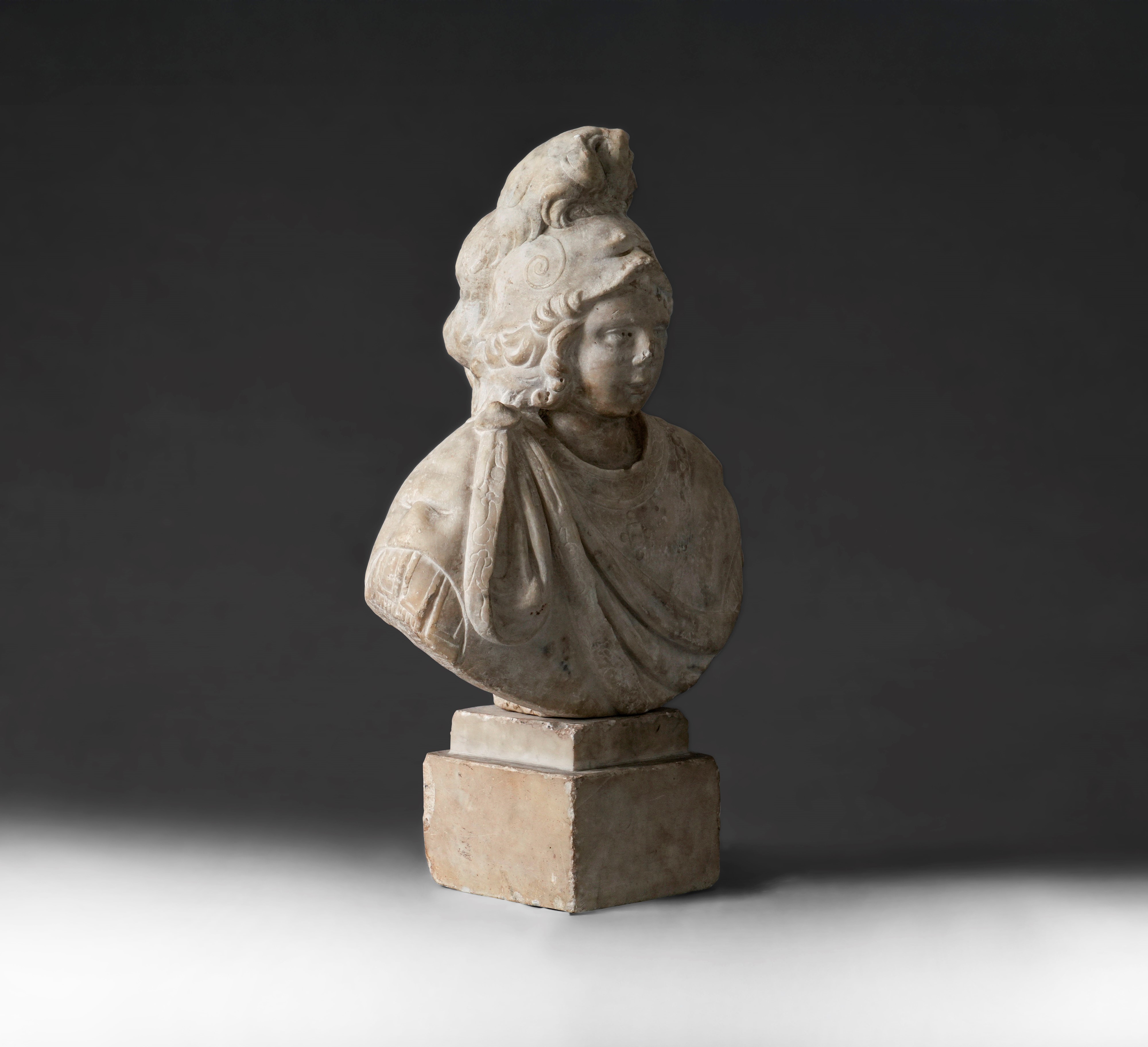 Attribuito a un Maestro del XVI secolo, Busto di giovane in armatura e cimiero (attribuito ad Ale...