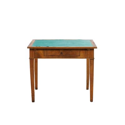 Tavolo da gioco, XX secolo, cm 90X90X75