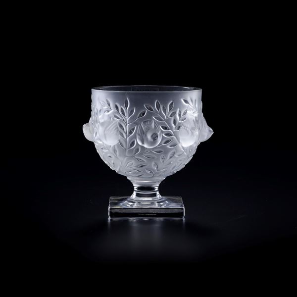 Vaso “Elisabeth”. Francia, Manifattura Lalique, XX secolo.