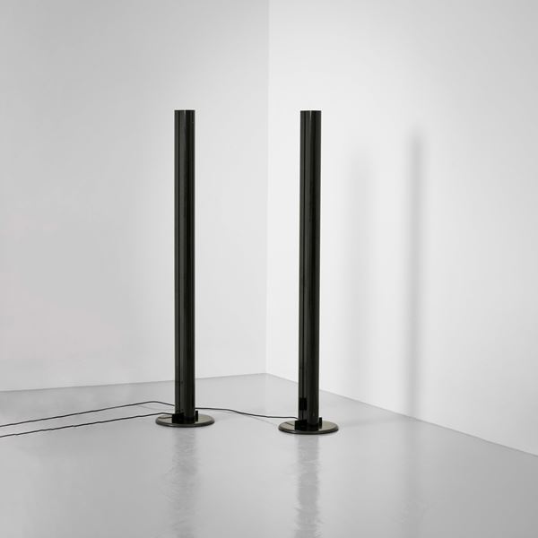Gianfranco Frattini - Due lampade da terra mod. Megaron