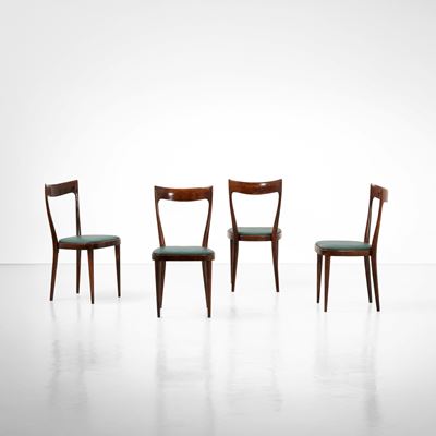 Quattro sedie, legno e skai, produzione italiana, circa 1960