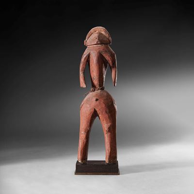 Chamba/Montol, Statua femminile “mama” in legno policromo