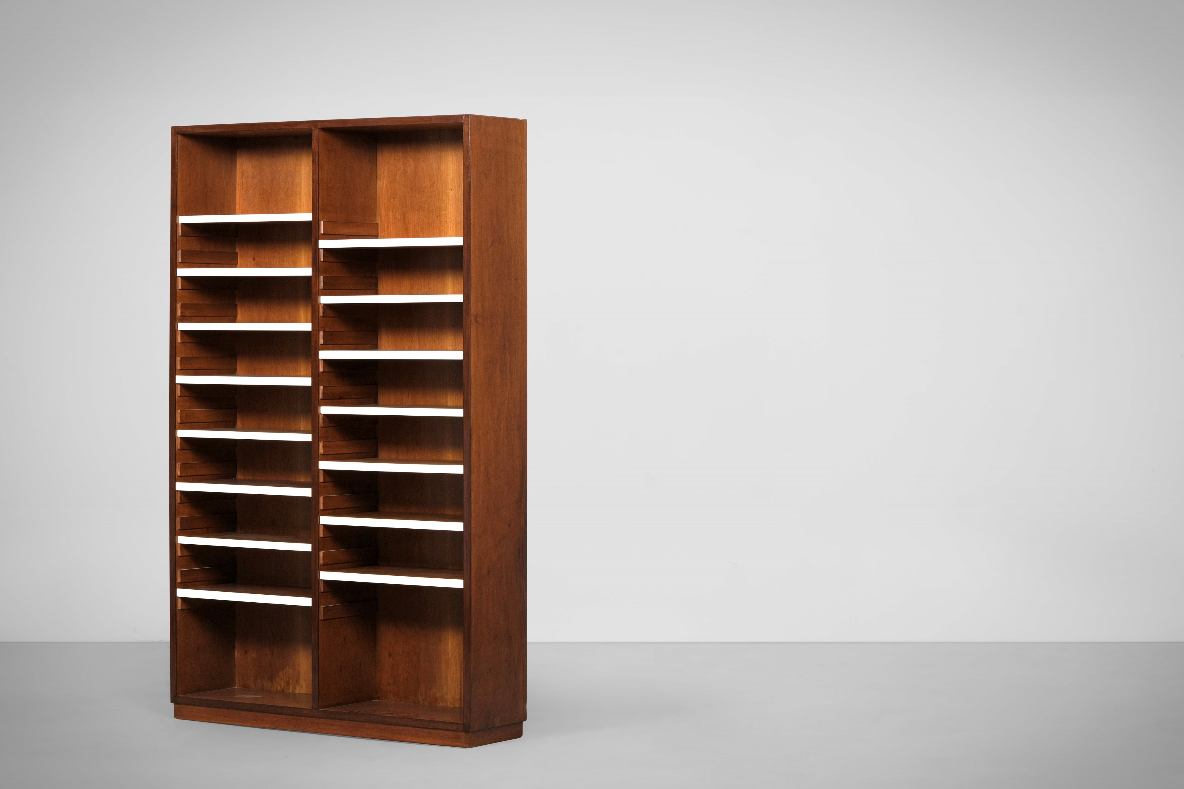 Ico Parisi - Libreria in legno laccato