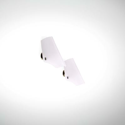 Due lampade a parete, ottone e perspex opalino, Arteluce, 1954